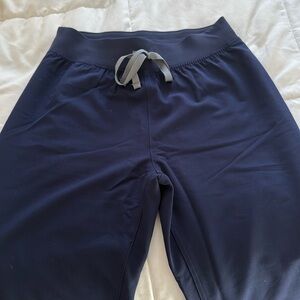 Fig livingston bootcut scrub pants